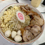 麺匠 柳 - 豚麺 (1,100円税込)(ニンニクマシマシ/背脂マシ)+うずら(100円税込)