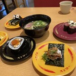 スシロー - 料理写真:通し営業のお店ってマジ天使