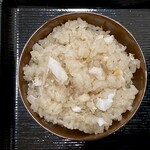 ふ美芳 - 炊き込みご飯 並盛り 上から