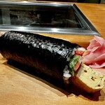 しほう田 - 搭載したのは、大好きなカニカマと玉子！