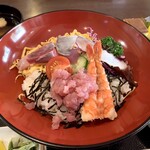 富貴 - ◆ 海鮮丼。