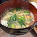 定食屋スシコウ - 具沢山のお味噌汁