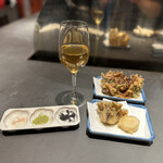 天ぷらとナチュール META - うなぎのかき揚げ、舞茸天、ホタテ天　オレンジワイン