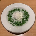 サイゼリヤ - 柔らか青豆の温サラダ（300円）