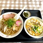 美奈都食堂 - 料理写真:中華そばと親子丼