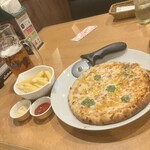 Bikkuri Donki - いもとピザ