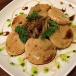 グリル チンチン - ホタテとキノコのバルサミコソース