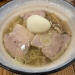 塩々 - 味玉山塩ラーメン