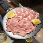 焼肉ホルモンたすき - 