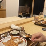 勢麟 - 二重顎とシミをトリミングしたラッコ