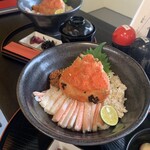 魚屋の喰い処まつ田 - まつ田のせいこ丼   6600円(税込)
            ※その年によって値段が変動します