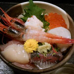 Uotora - 海鮮丼 1,700円