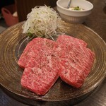 Nikukozou Takumi - 香味野菜とおろしポン酢の奇跡の牛焼き とろろ付き