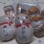 ドミニク ドゥーセの店 - 雪だるま～!（鼻が・・・）