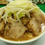 今を粋ろ - 豚ラーメン、ニンニク、アブラ、カラメ、野菜ちょいまし