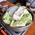 ミートプラザ尾形 - 馬肉鍋中肉