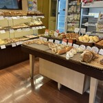 パン工房 ルチア - 店内