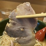 焼きあご塩らー麺たかはし - チャーシューが、