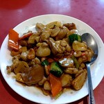 叙香苑 - 鶏肉とカシューナッツ　750円