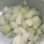らーめん 光家 - 味変の玉ねぎも合いますね！