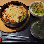 梅田韓国料理と二色鍋 かん菜 - 