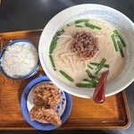 中華料理 濃河 - 台湾豚骨ラーメンセット