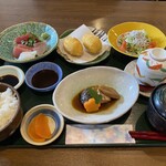 Uoume - 和膳　カニクリームコロッケ　1,800円   休日ランチ