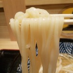 大江戸うどん さくら - 肉かす　並　790円　焦がしたホルモンが旨い❗