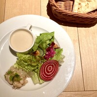 Osteria UVA RARA 横浜 - 