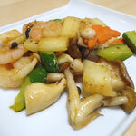 中華ダイニング SCENT - 海老とセロリのピリ辛炒め