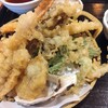 Tempura Yatenju - 牡蠣・海老・イカ・舞茸・春菊・白ネギ・かぼちゃ