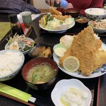 いさみ寿司 - 特大鰺フライ定食1400円