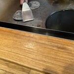 ロス タコス アスーレス - 鉄板でトルティーヤを焼く