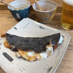 ロス タコス アスーレス - トップフォト２　キノコのケサディーヤ