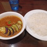 curry 草枕 - なすチキン@1,100円、ご飯大盛@無料サービス