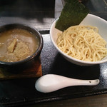 麺屋 らいこう - ついつい通ってしまう中毒性