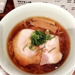 Menya Ishin - 醤油らぁ麺