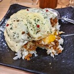 ちぃりんご - キーマカレー、チーズ乗せ