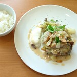 Bisutoro Kafe Akami - 