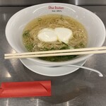 黄金の塩らぁ麺 ドゥエ イタリアン - 