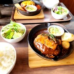 レミーのハンバーグ食堂 - 