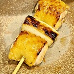 酒亭 田中 - 熊野地鶏ねぎま　長葱が脂を吸い込んで美味しくなってます