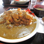 食堂 田舎家 - からあげカレー(大盛り)