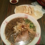 麺屋 ひしお 本店 - 醤油ラーメンと餃子
