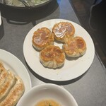 神田餃子屋 - 