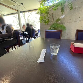 カルティエ・グランカフェ_2