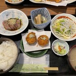 銀座 なか路 - 本鮪ほほ肉炙りとかにクリームコロッケ