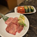 炭火焼肉オムテソン - 