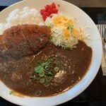 233707513 - 牛すじカレー、三元豚カツトッピング。