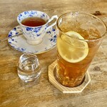 カフェテラスロッジ - 紅茶はレモンティーでいただけます！